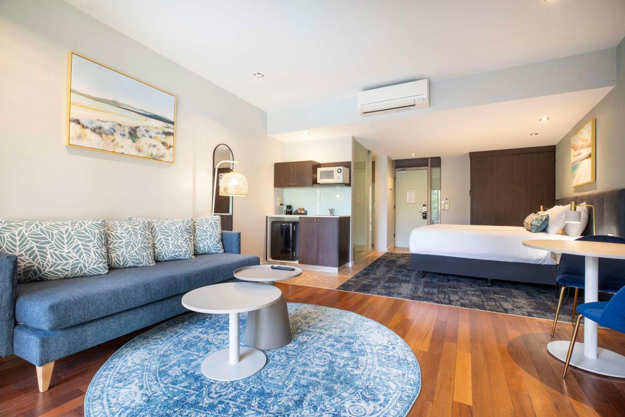 By Nightcap Hotel 4*