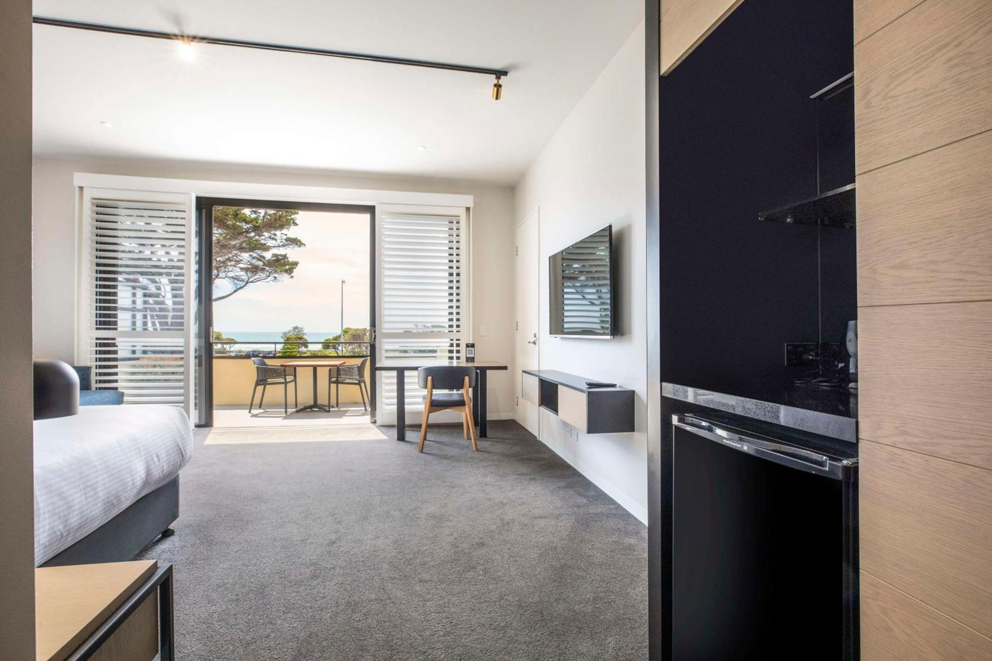 By Nightcap Hotel 4*